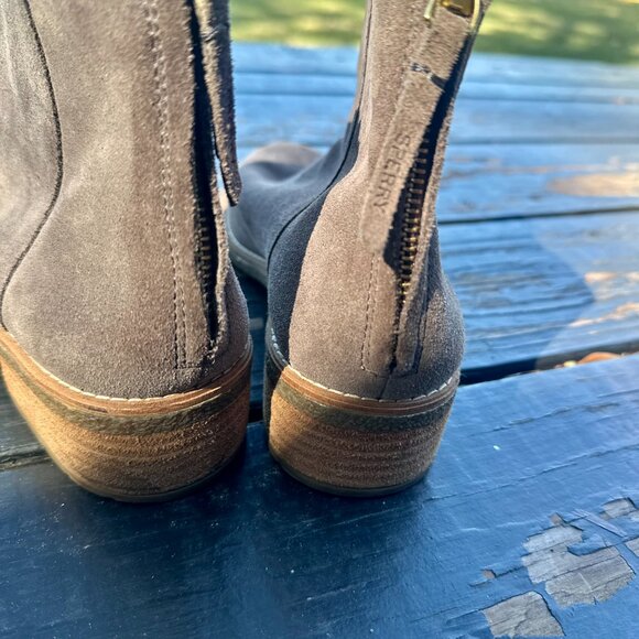 Sperry Dusty Brown Suede Boots – Effortless Classic Style 🤎✨ - Picture 11 of 15